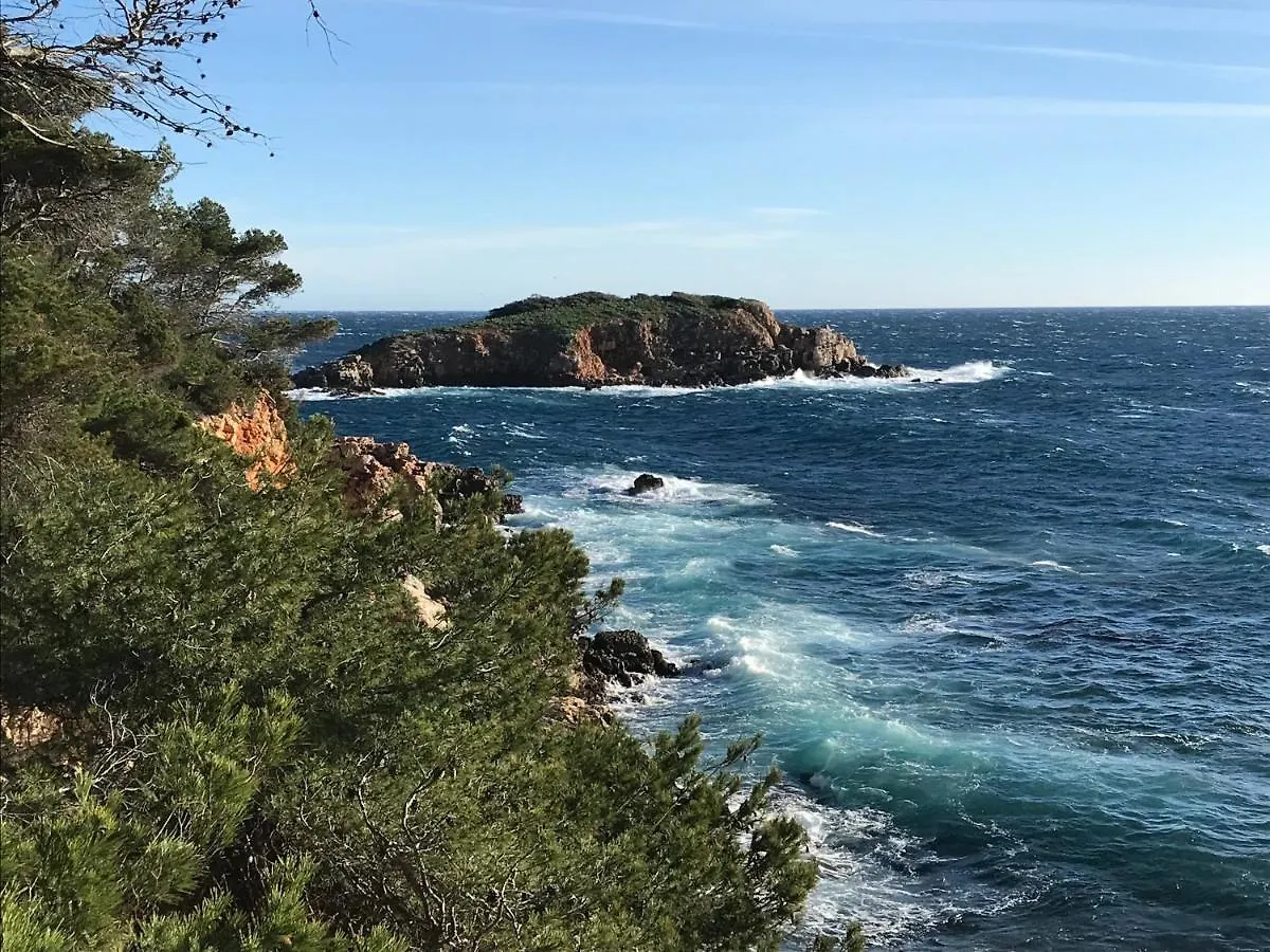 Villa Lucienne Bandol , T2 4 Etoiles Avec Garage, Dans Les Calanques Feriehus